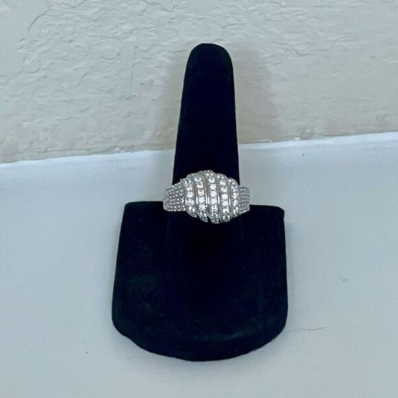 Solid Sterling Silver Elegant CZ Pave Ring New - Picture 5 of 5